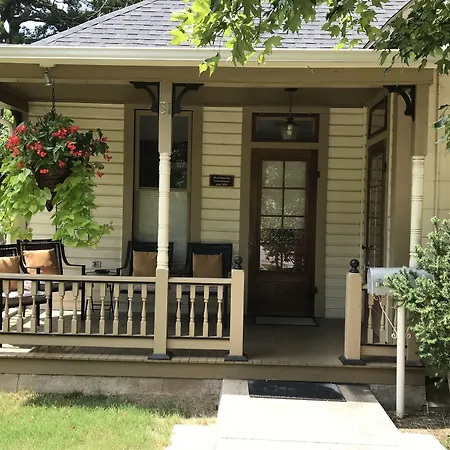 Heartstone Inn-3